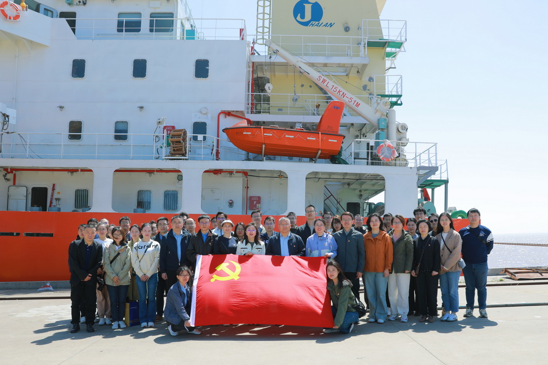 1745809355677873.jpg 1080.2.jpg